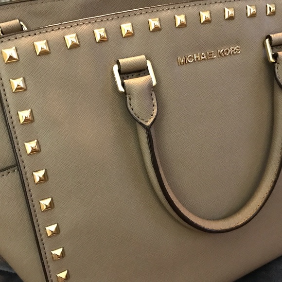 Michael Kors - Selma Stud large Satchel - Picture 2 of 4